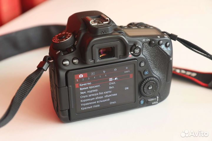 Фотоаппарат Canon 80D + объектив 50mm 1.4