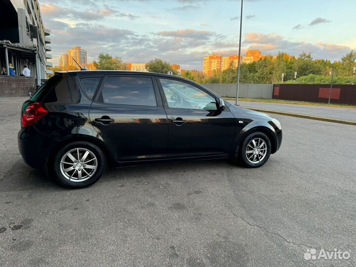 Kia Ceed 1.6 AT, 2009, 129 856 км