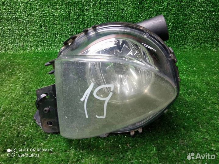 Фара противотуманная левая BMW 3 E90/E91 (2005-20