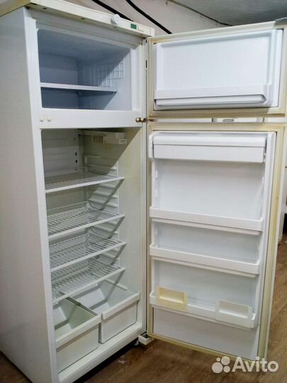 Холодильник 