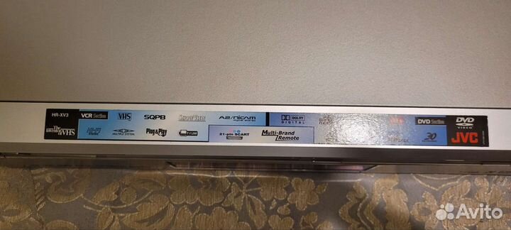 Видеомагнитофон JVC