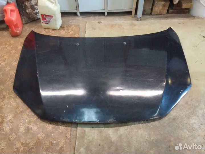 Капот на гранту