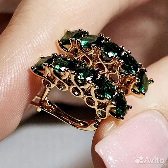 Серьги дорожки россыпью фианитов цвет изумруд