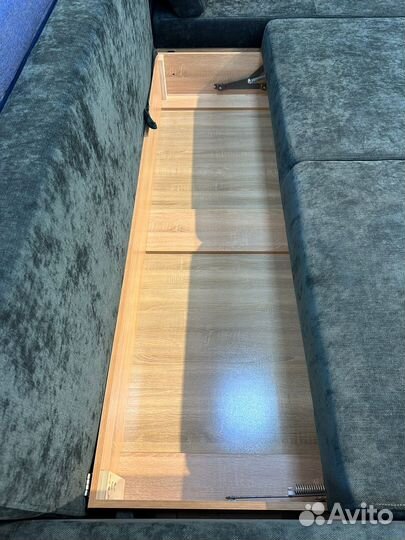 Угловой диван