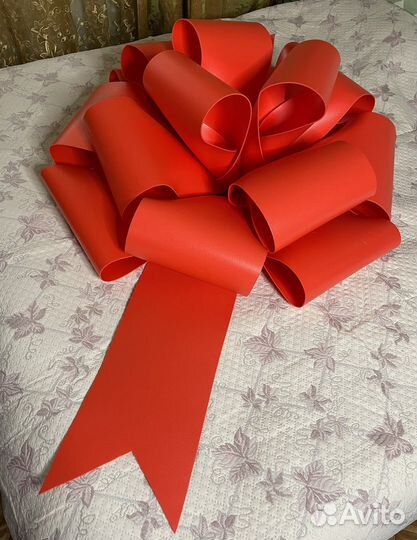 Подарочный бант на машину