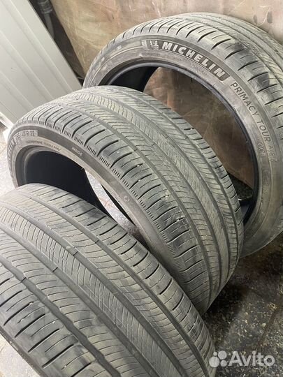 Michelin Primacy Tour A/S 265/40 R22