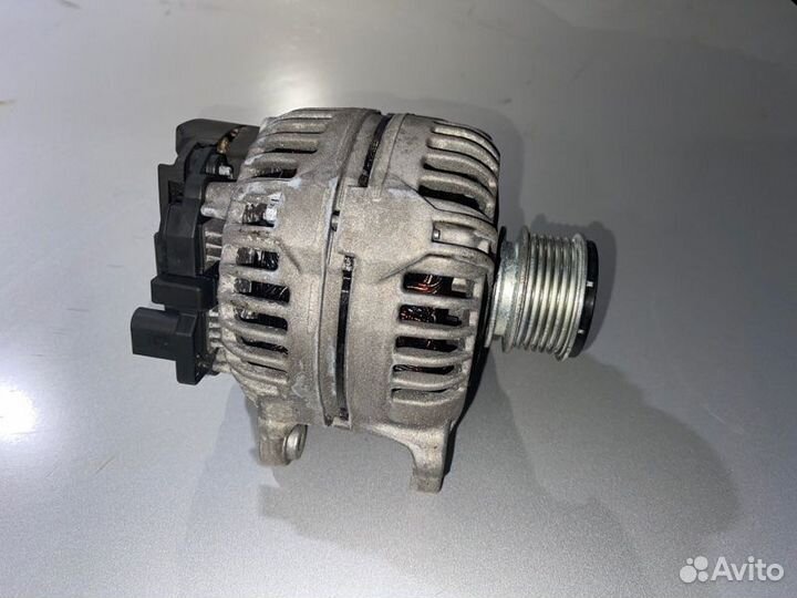 Генератор Golf Passat Tiguan Touran Vw T5 Sharan