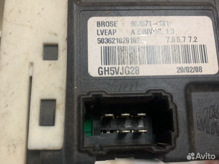 Моторчик стеклоподъемника передний левый laguna 3