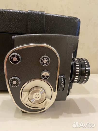 Ретро кинокамера Кварц 2x8S-1M