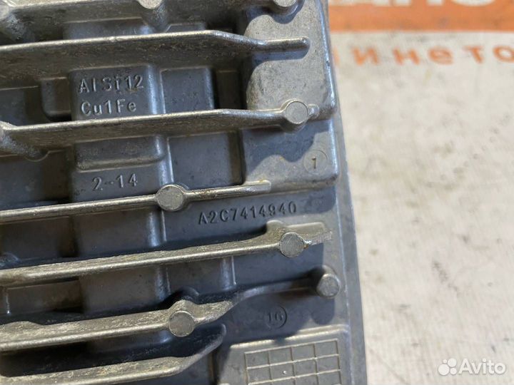 Блок розжига ксенона Mercedes-Benz C-Class