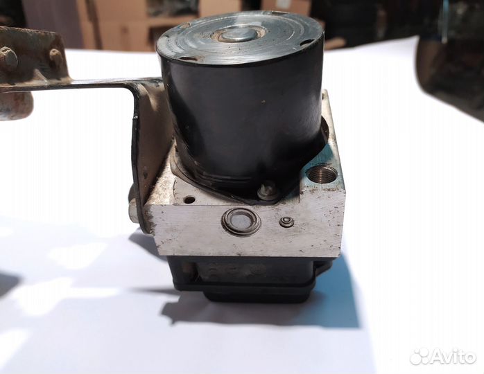 Блок ABS на Skoda Fabia 2