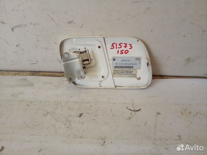 Лючок бензобака Volkswagen Touareg