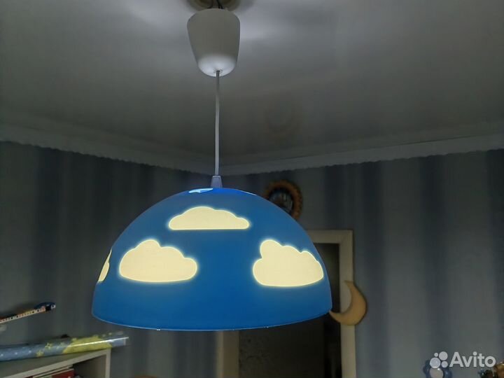 Светильник и настольная лампа в детскую