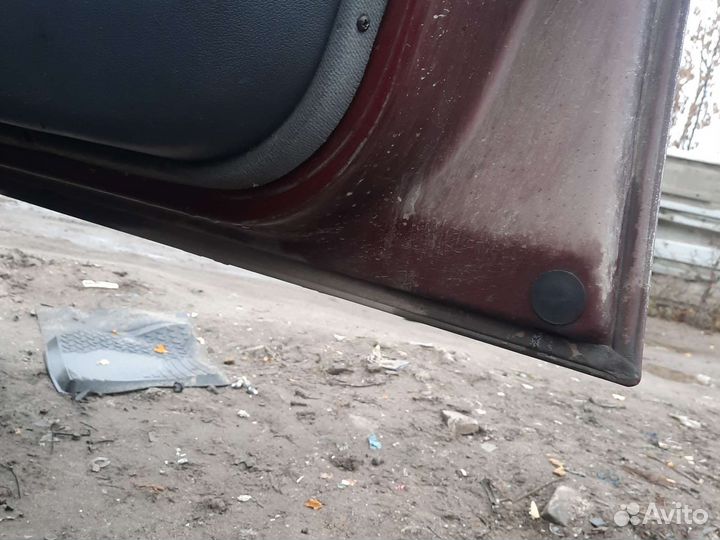 Передняя правая дверь ford escort clx