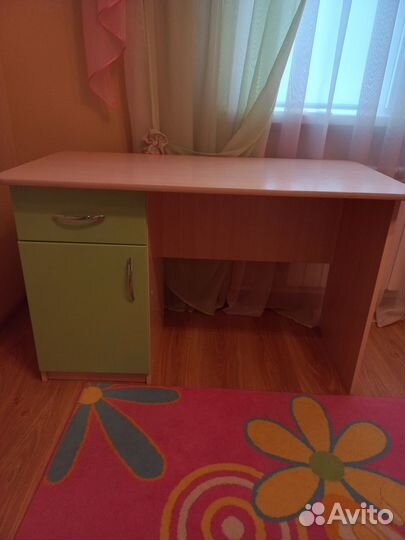 Продам детскую мебель