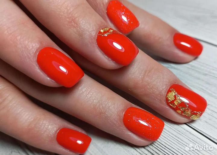 Маникюр, педикюр, наращивание ногтей