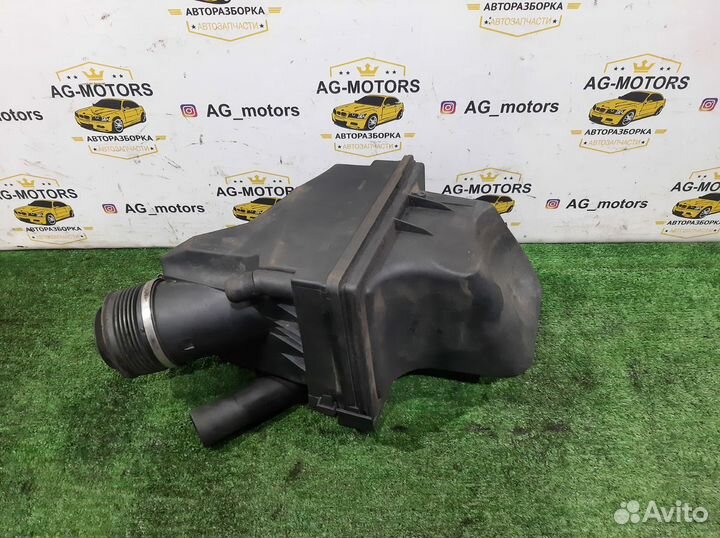 Корпус воздушного фильтра BMW E39 1995-2003