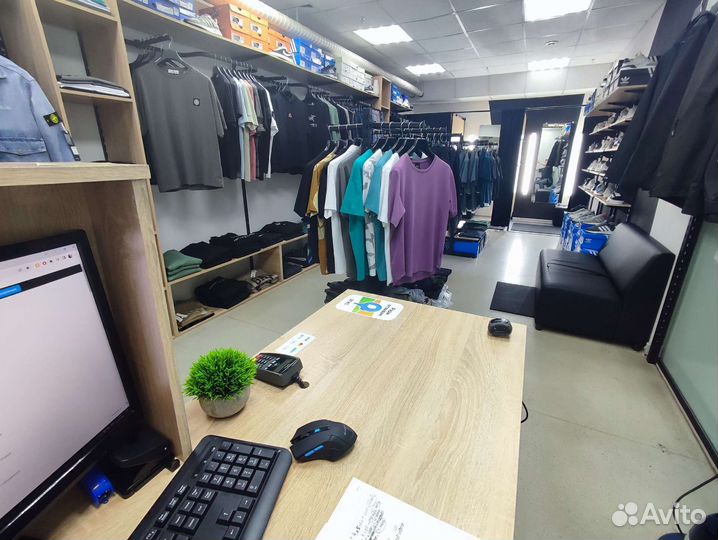 Продавец консультант мужской одежды