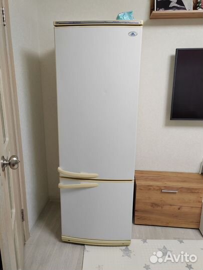 Холодильник atlant двухкамерный бу