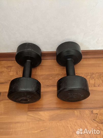 Гантели по 5 кг