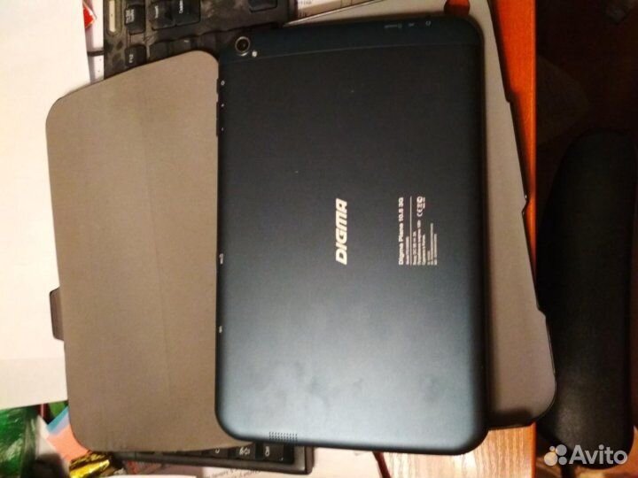 Планшет Digma 10