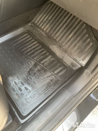 Комплект резиновых ковриков Hyundai Santa fe IV