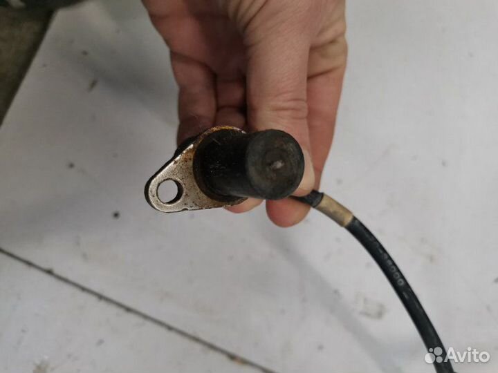 Датчик ABS передний левый Hyundai Sonata седан