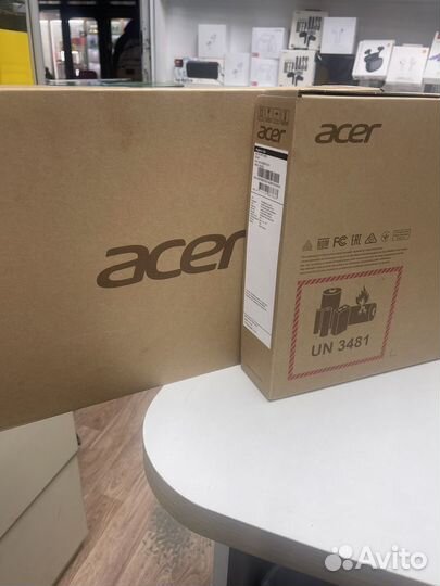 Acer aspire lite AL14-31P-C8EV