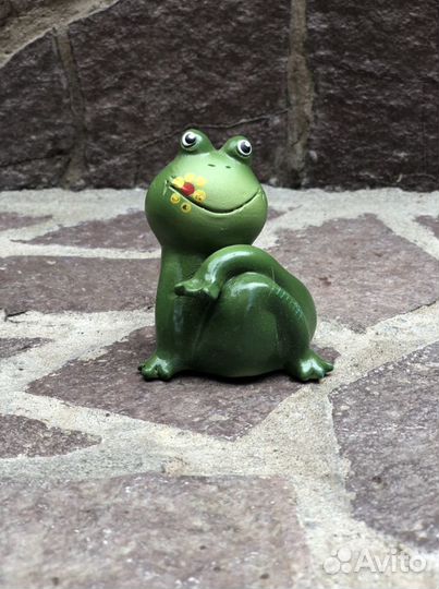 Коллекционная фигурка талисман «лягушка»/ новый