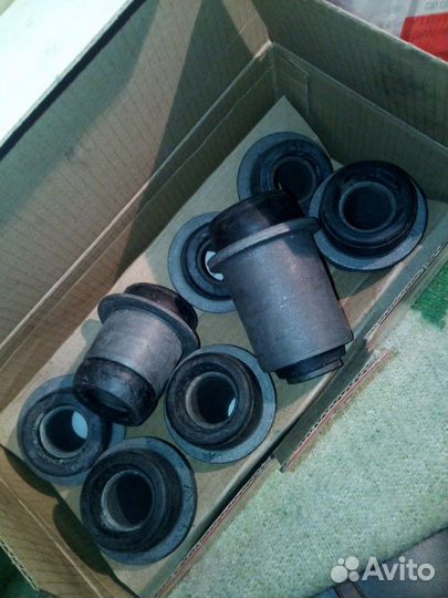 Комплект шарниров рычагов LADA 4*4, Chevrolet niva