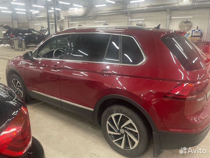 Volkswagen Tiguan 2.0 AMT, 2018, 51 500 км