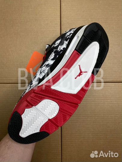 Nike Air Jordan 4 Retro (бело-черные)