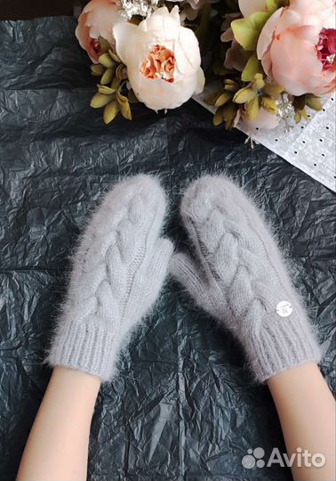 Варежки вязаные