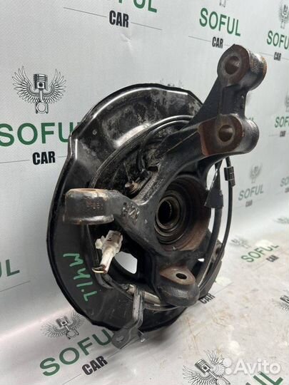 Кулак поворотный передний левый Toyota Yaris 2009