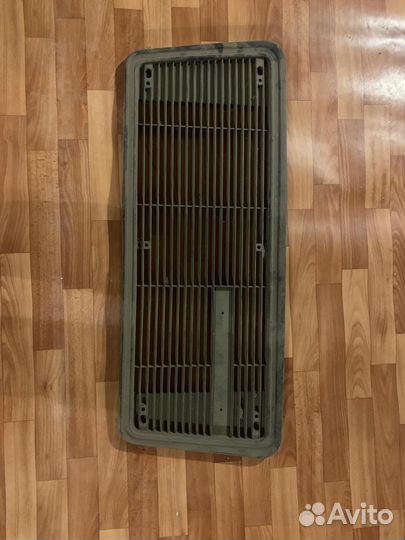 Решетка радиатора avia