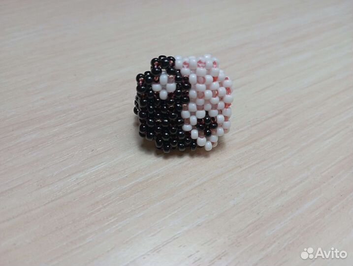 Кольцо из бисера 