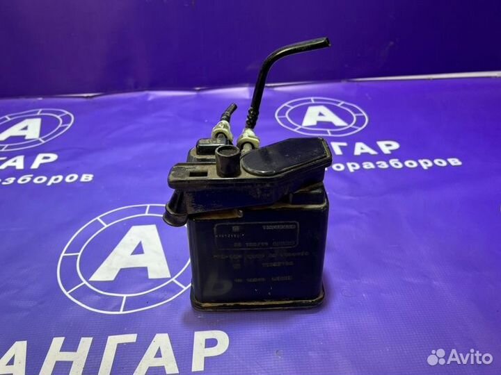 Абсорбер топливных паров Opel Astra J A16XER 2012