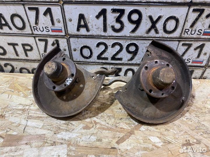 Кулак поворотный Ваз 2104 1985