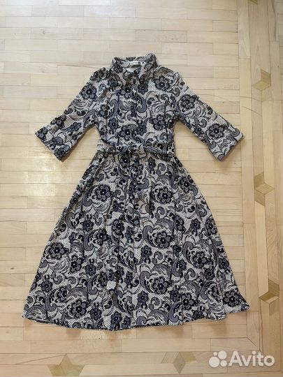 Длинное платье на пуговицах