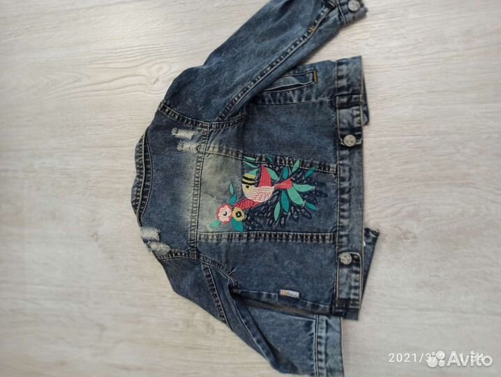 Джинсовая куртка