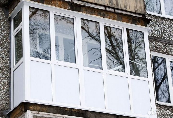 Остекление балконов и лоджий в рассрочку A2122