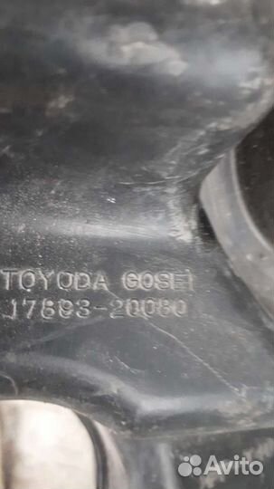 Lexus рх 300 резонатор воздушного фильтра