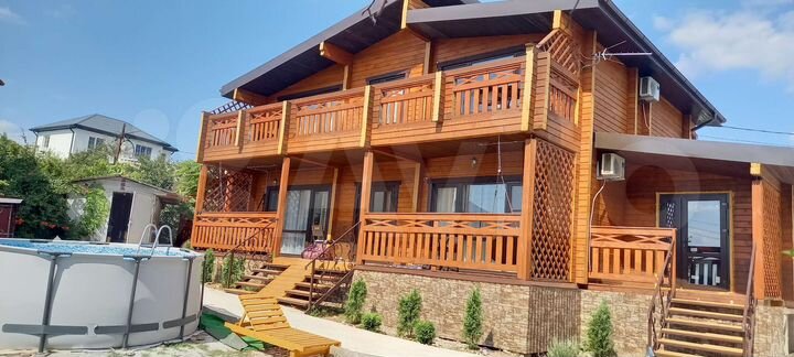 Дом 300 м² на участке 7 сот.