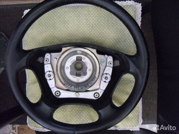 Руль Mercedes-Benz ML164