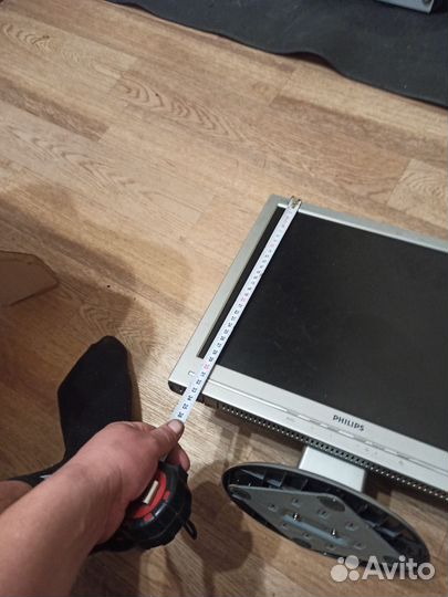 Монитор Philips