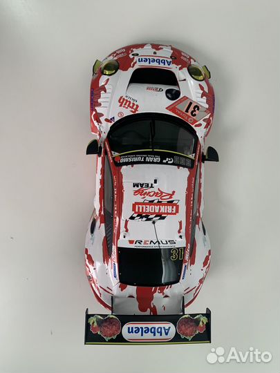 Модель 1:18 Porsche GT3 R No.31 2019 год