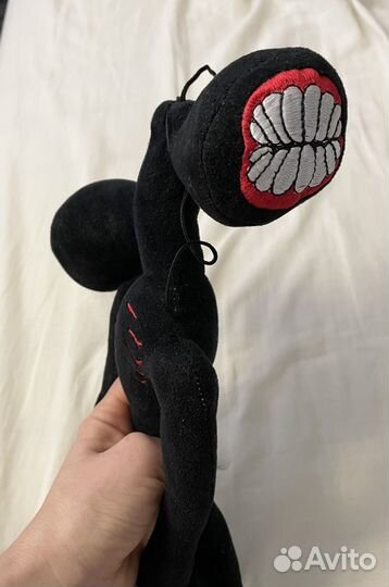 Игрушка Сиреноголовый 52 см Внутри каркас