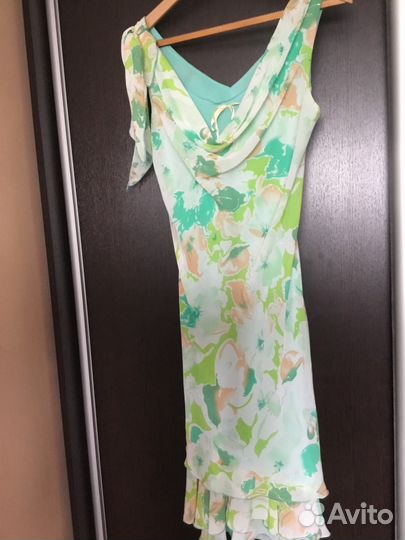 Нарядное платье