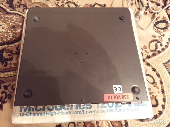 Микшерный пульт Mackie 1202 VLZ made USA