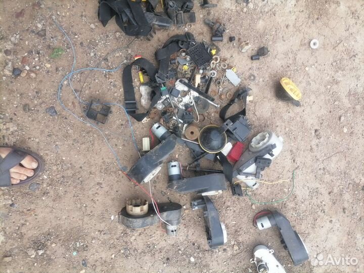 Детская электро машинка и велосипед